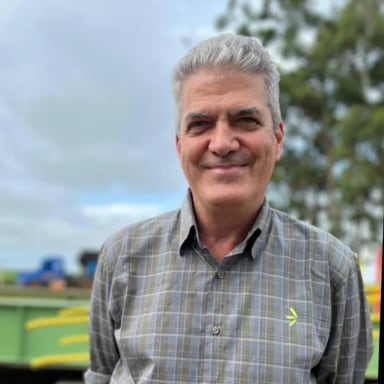 Retrato de Evaldo Cervieri Filho, instrutor do treinamento em armazenagem de grãos da Grano Safe